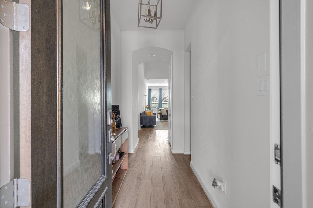 16531 Lake Austin Street - Photo 2