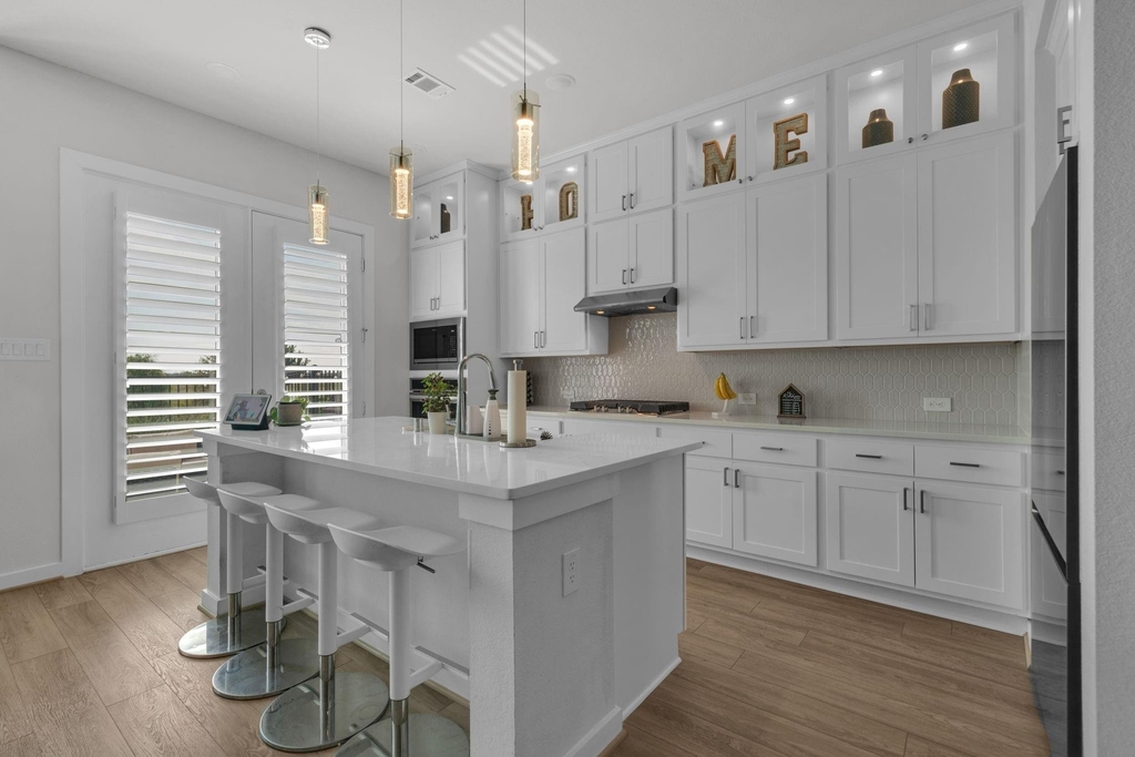 16531 Lake Austin Street - Photo 6