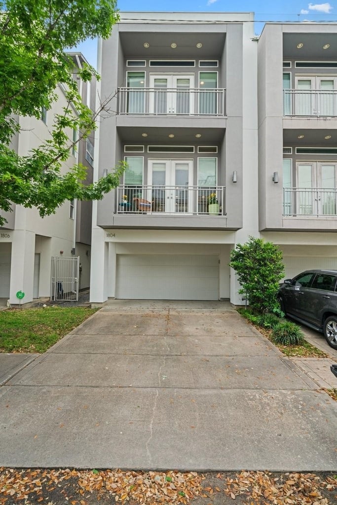 1804 Prospect Street - Photo 1