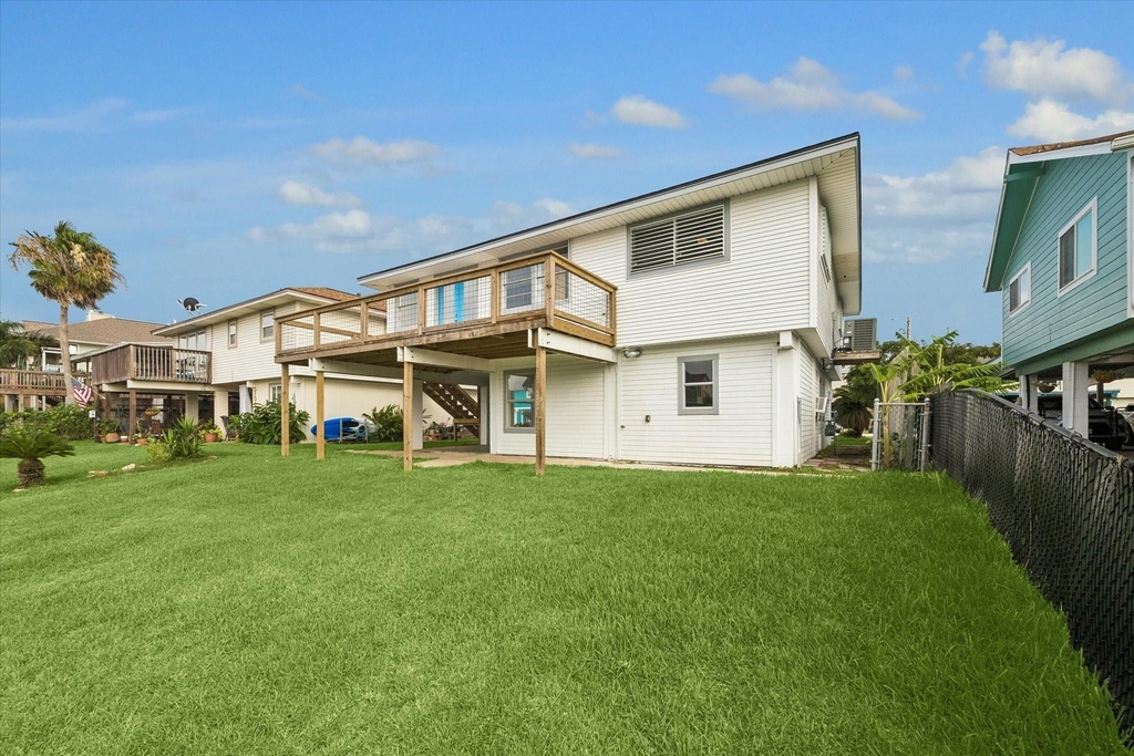 1079 Redfish Street - Photo 20