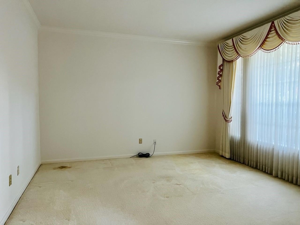 16911 Ascot Meadow Drive - Photo 2