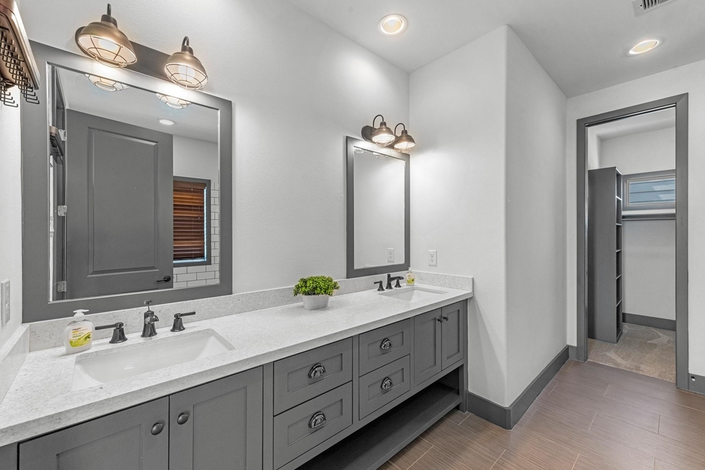 5802 Kansas Street - Photo 21