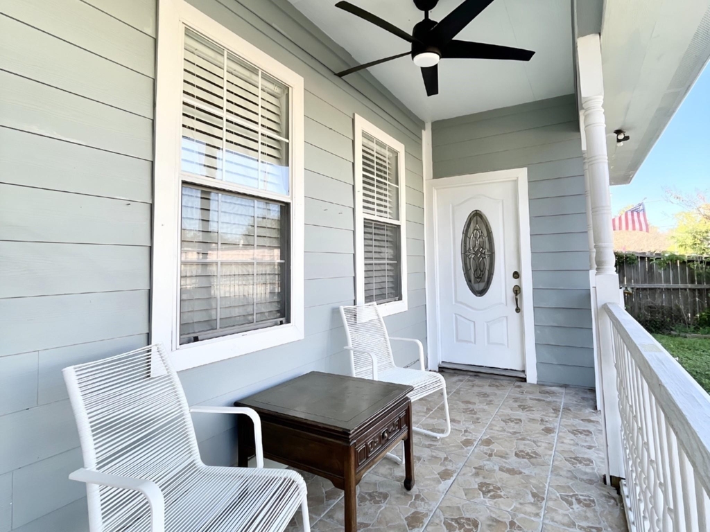 301 Tabor Street - Photo 2