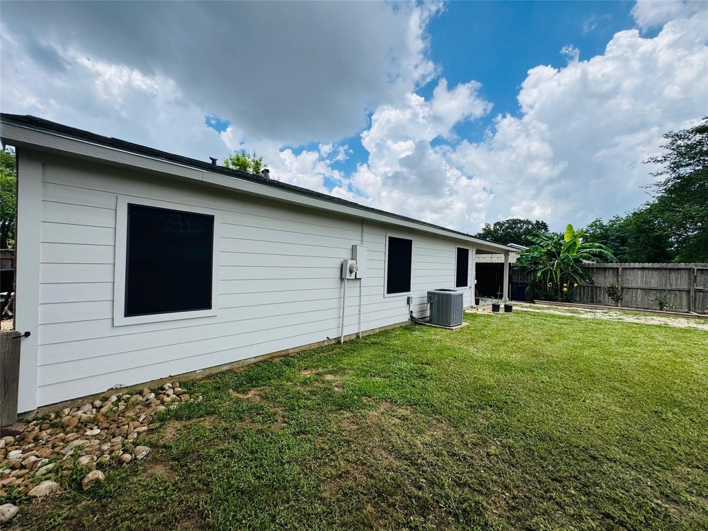 24131 Four Sixes Lane - Photo 9