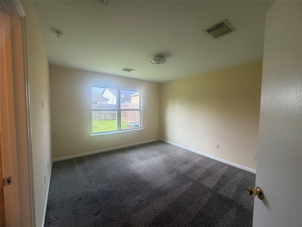 8103 Forest Glen Drive - Photo 8