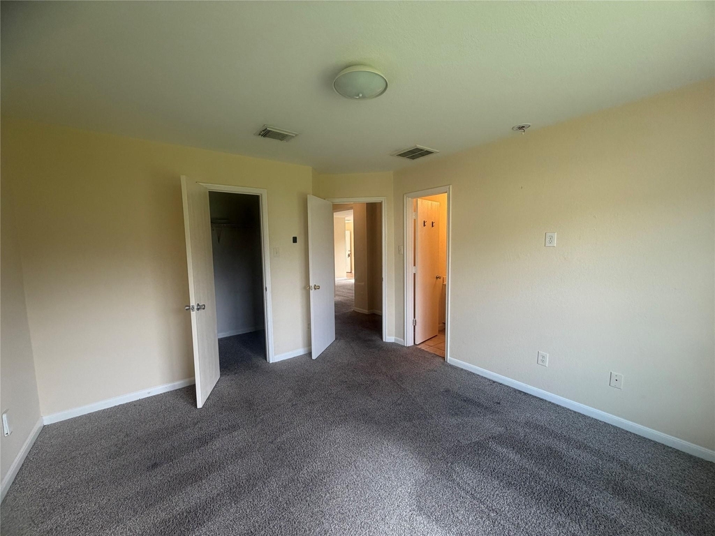 8103 Forest Glen Drive - Photo 11
