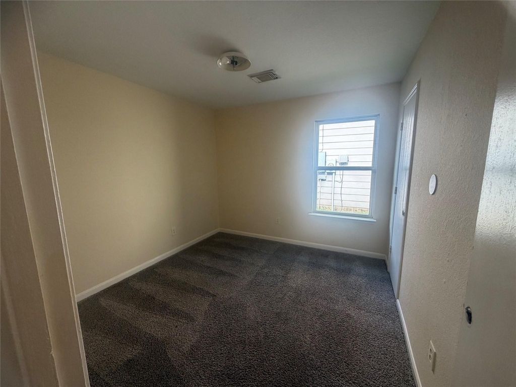 8103 Forest Glen Drive - Photo 12