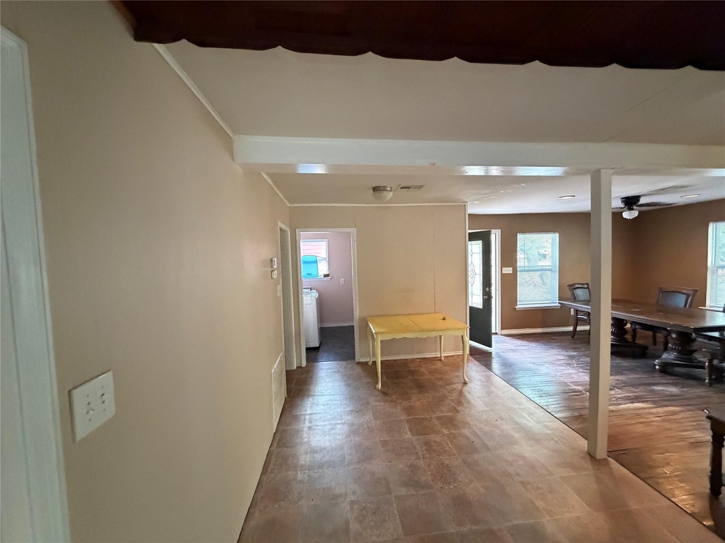 303 Magnusson Avenue - Photo 10