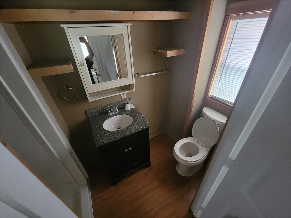 1010 22nd Street - Photo 3