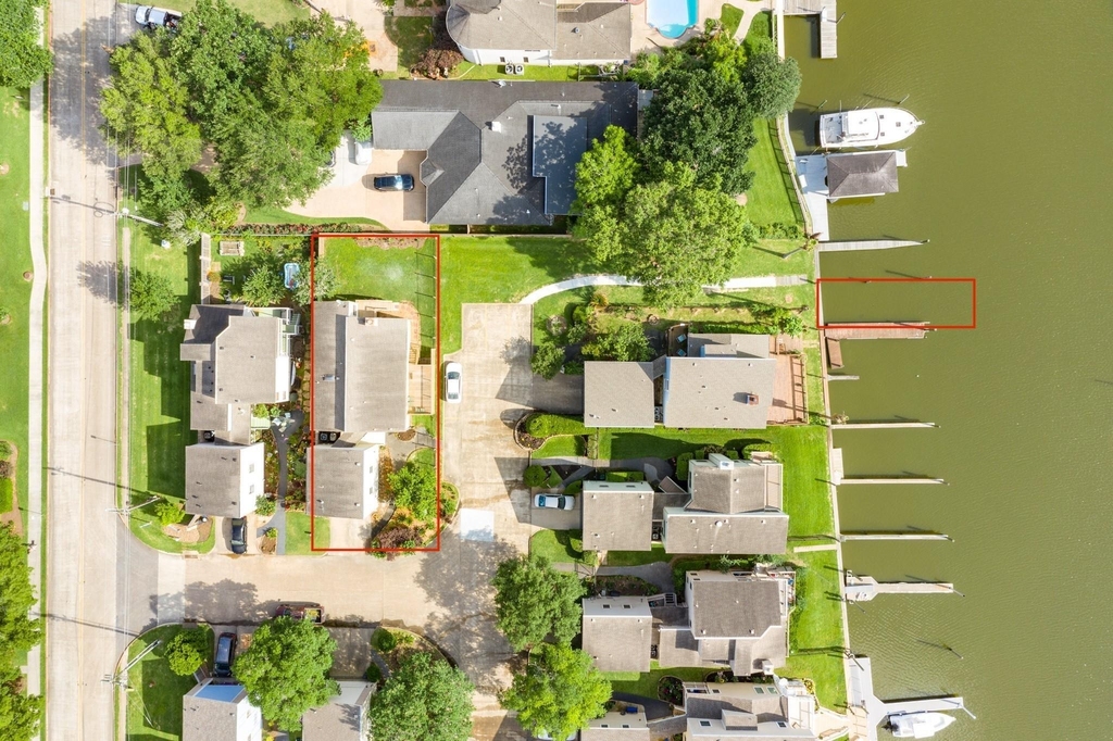 2402 Intrepid Way - Photo 3