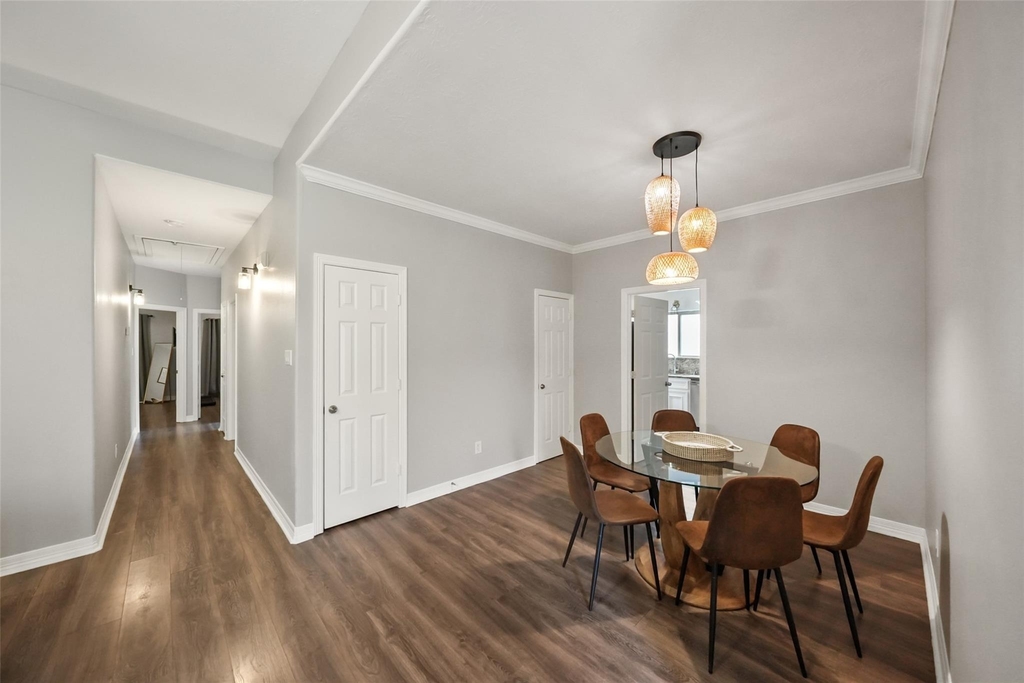 11307 Alcott Drive - Photo 4