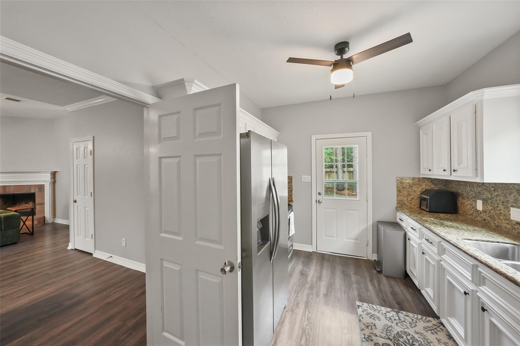 11307 Alcott Drive - Photo 8
