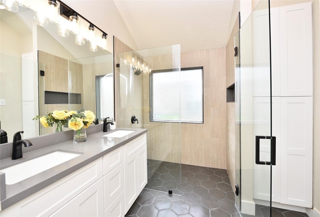7715 Butler Lakes Court - Photo 21