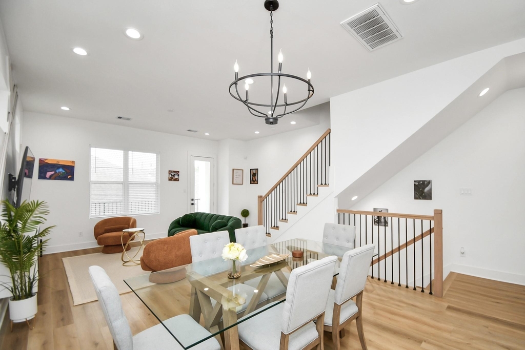 2015 Cochran Street - Photo 6