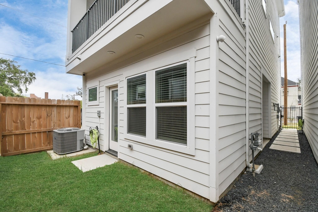 2015 Cochran Street - Photo 34