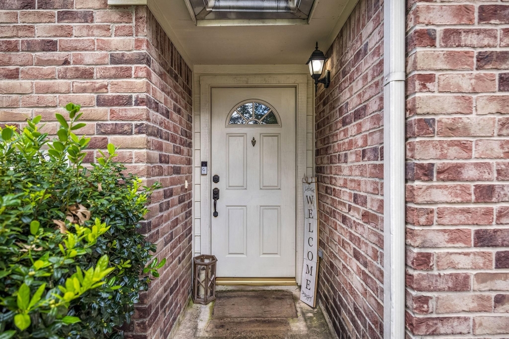 24027 Floragate Drive - Photo 2
