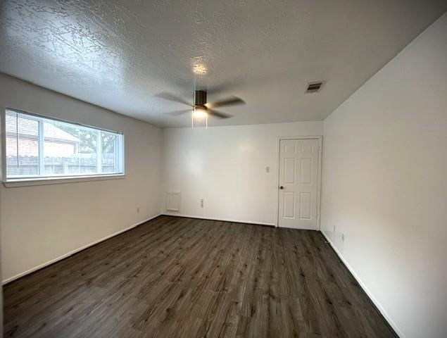 15523 Pensgate Street - Photo 10