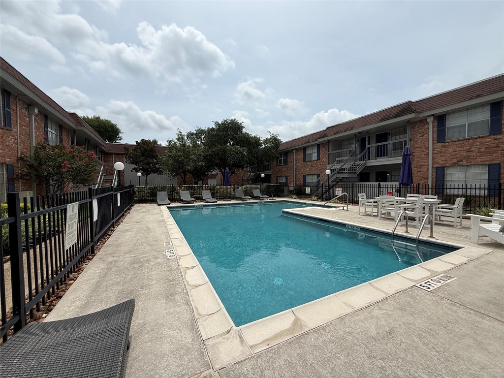 2250 Bering Drive - Photo 21
