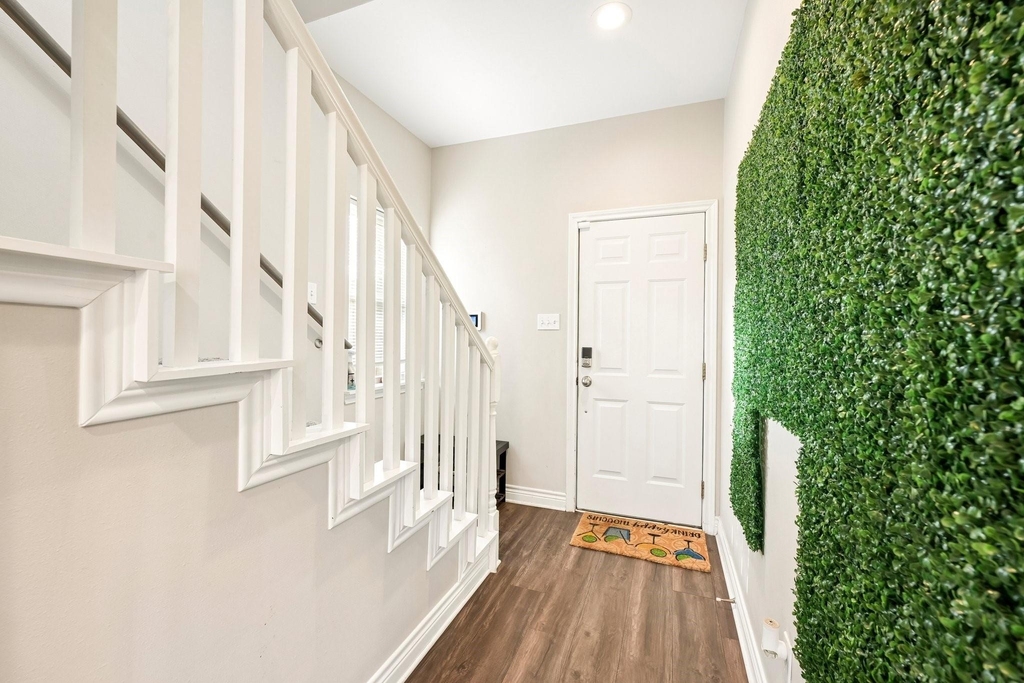 210 Garrotsville Street - Photo 13