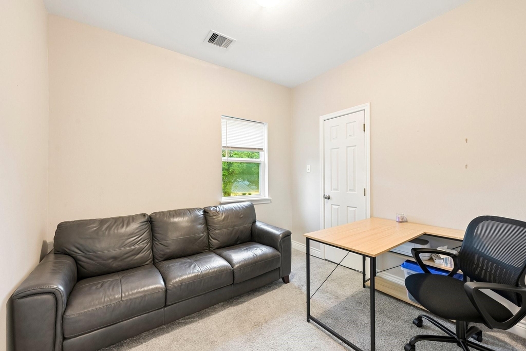 210 Garrotsville Street - Photo 25