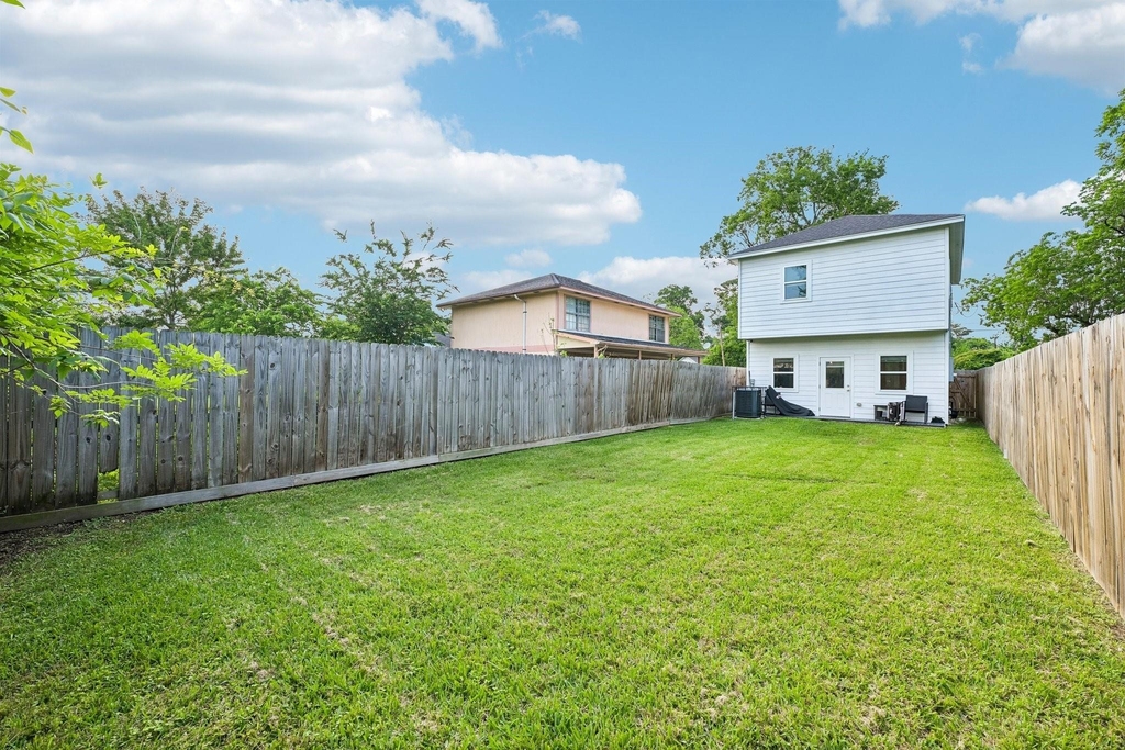 210 Garrotsville Street - Photo 32