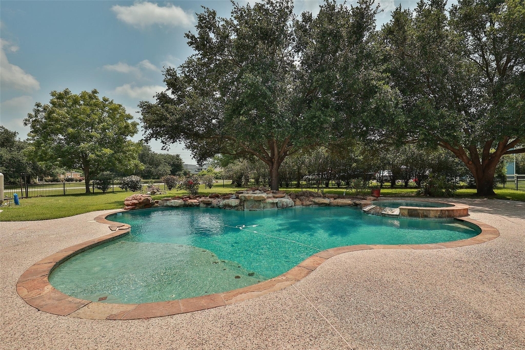 19907 Stone Lake Circle - Photo 31