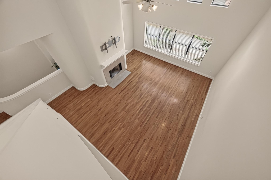 733 W 22nd Street - Photo 24