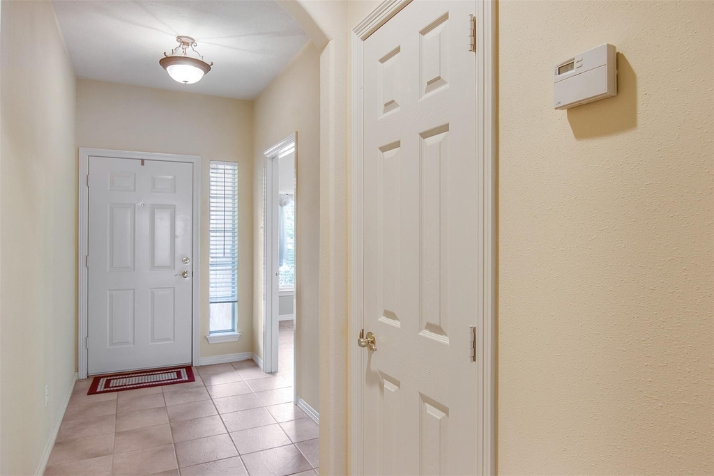 10735 Norchester Village - Photo 4