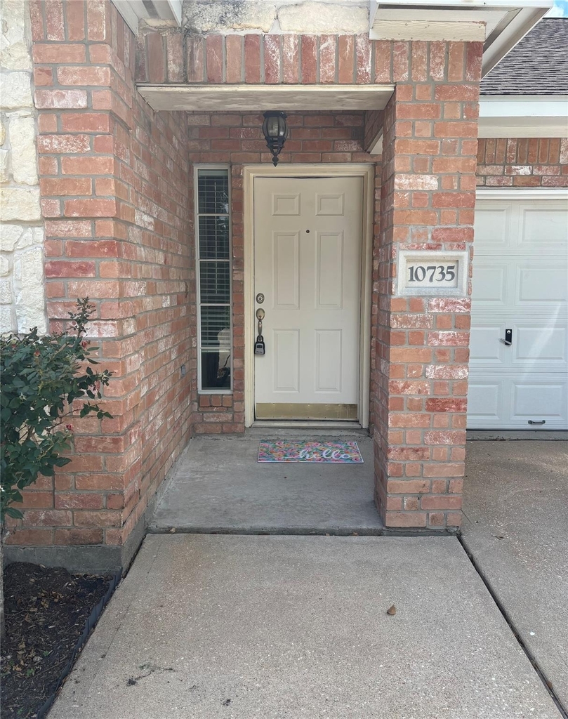 10735 Norchester Village - Photo 3