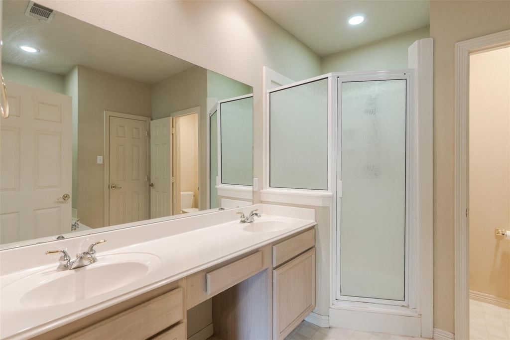 10735 Norchester Village - Photo 13