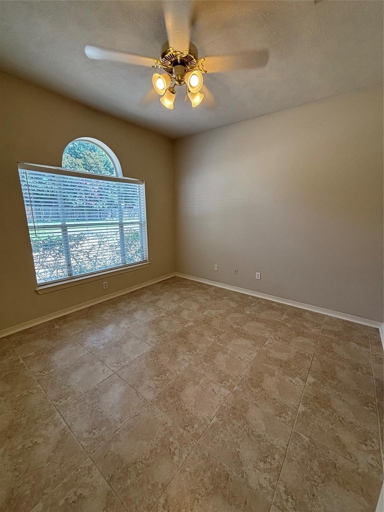 10735 Norchester Village - Photo 5