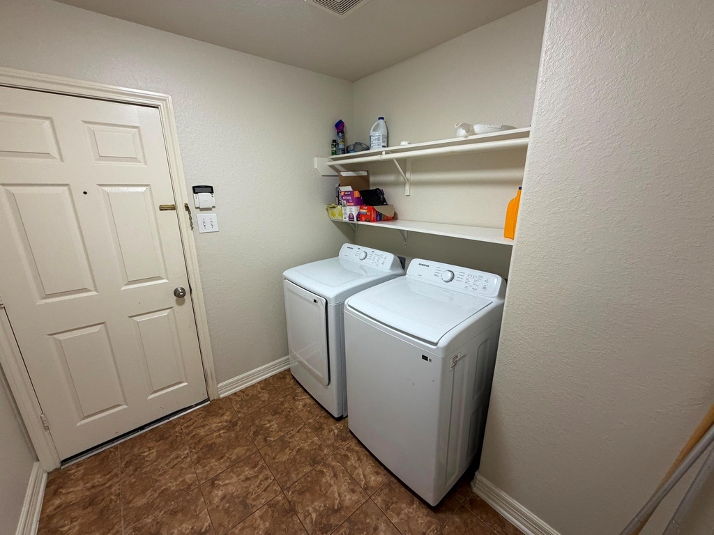 17923 Hollow Hill Lane - Photo 18