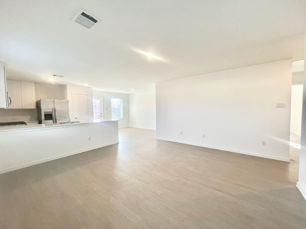 712 Zuppino Lane - Photo 12