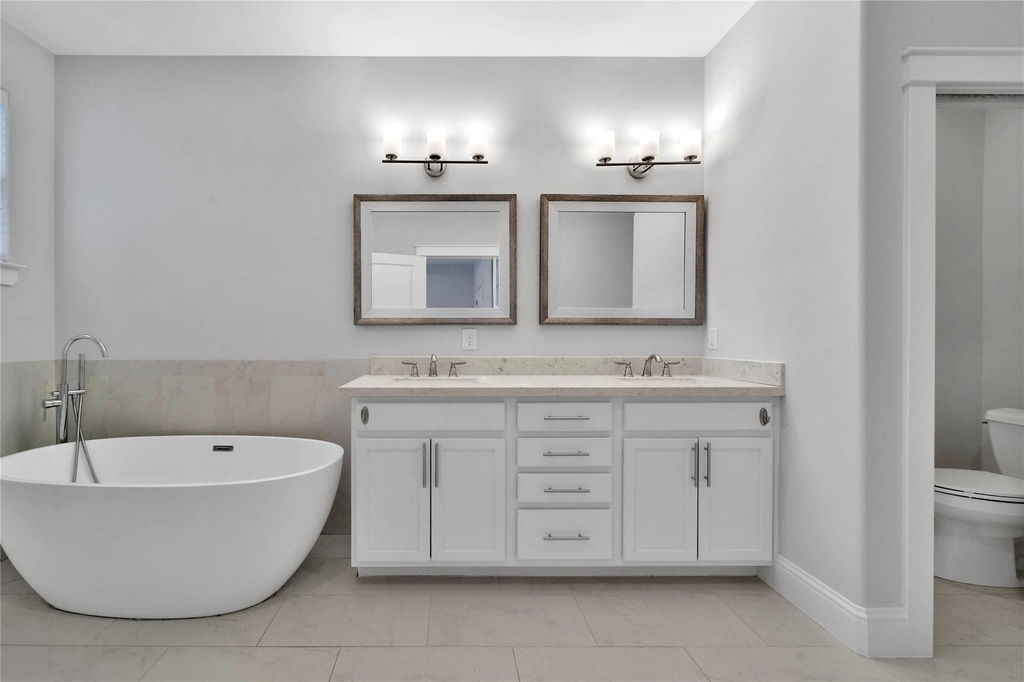 626 E 28th Street - Photo 19