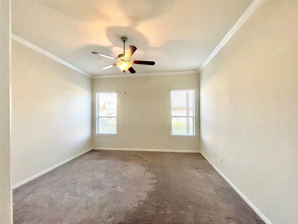 1915 Orchard Berry Lane - Photo 19