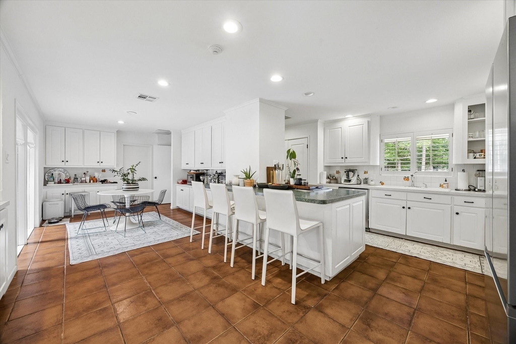 319 Tynebridge Lane - Photo 4