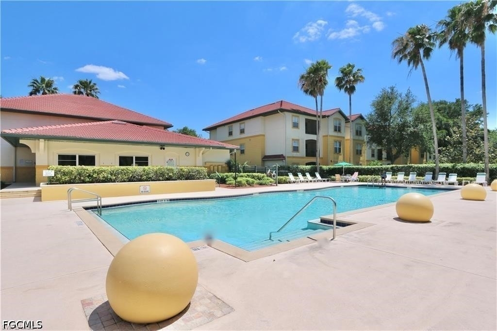 11540 Villa Grand - Photo 17