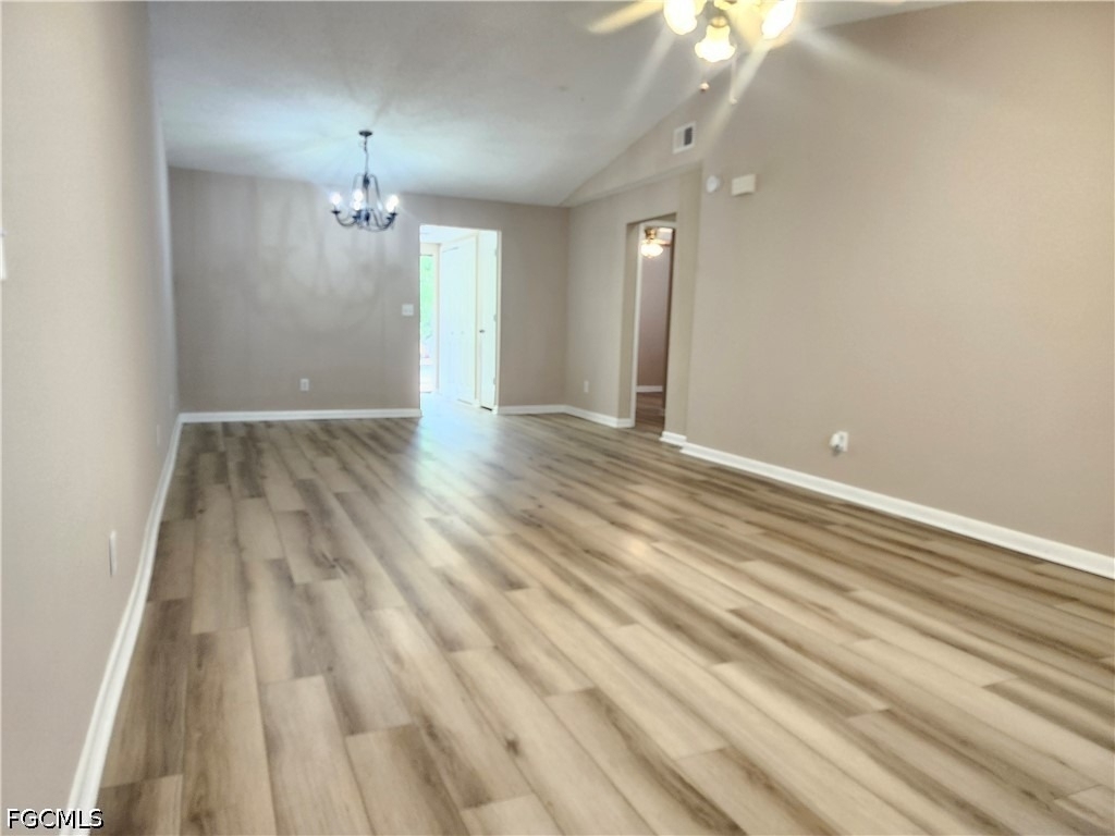 19136 Miami Boulevard - Photo 2