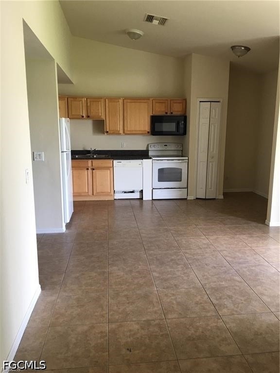 139 Milwaukee Boulevard - Photo 1
