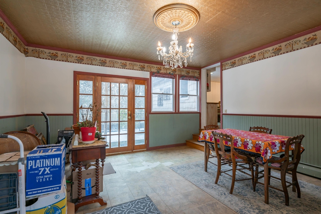 133 Raymond - Photo 8