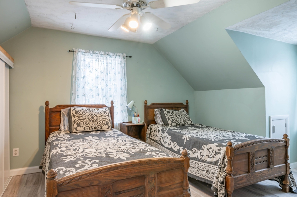 133 Raymond - Photo 21