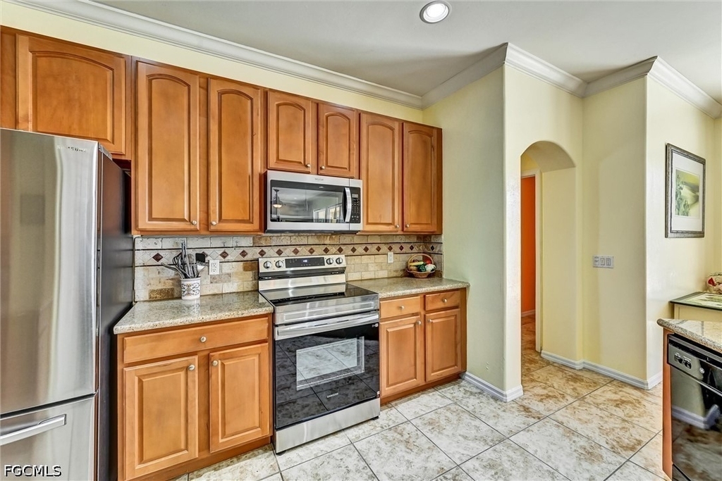 311 Sw 32nd Place - Photo 28