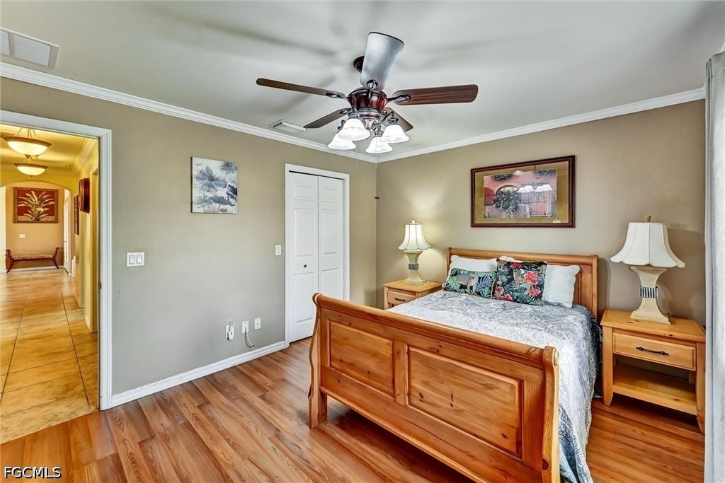 311 Sw 32nd Place - Photo 19