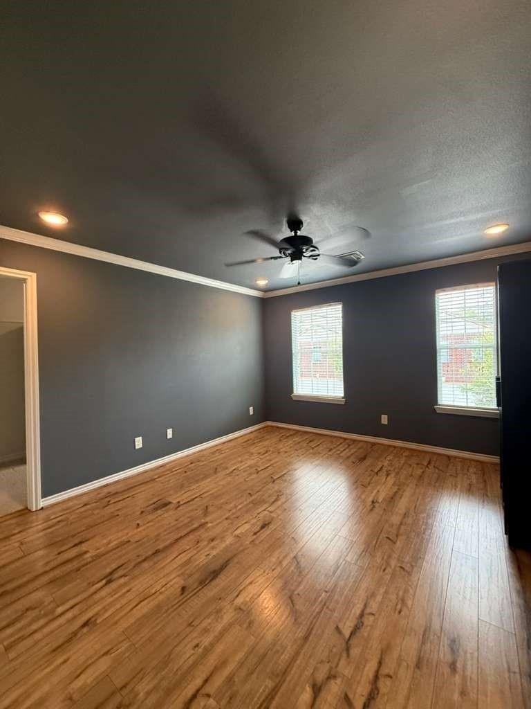 9623 Elmview Place - Photo 13