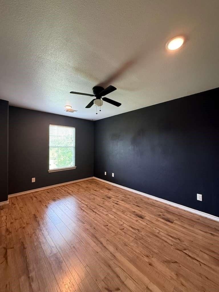 9623 Elmview Place - Photo 12
