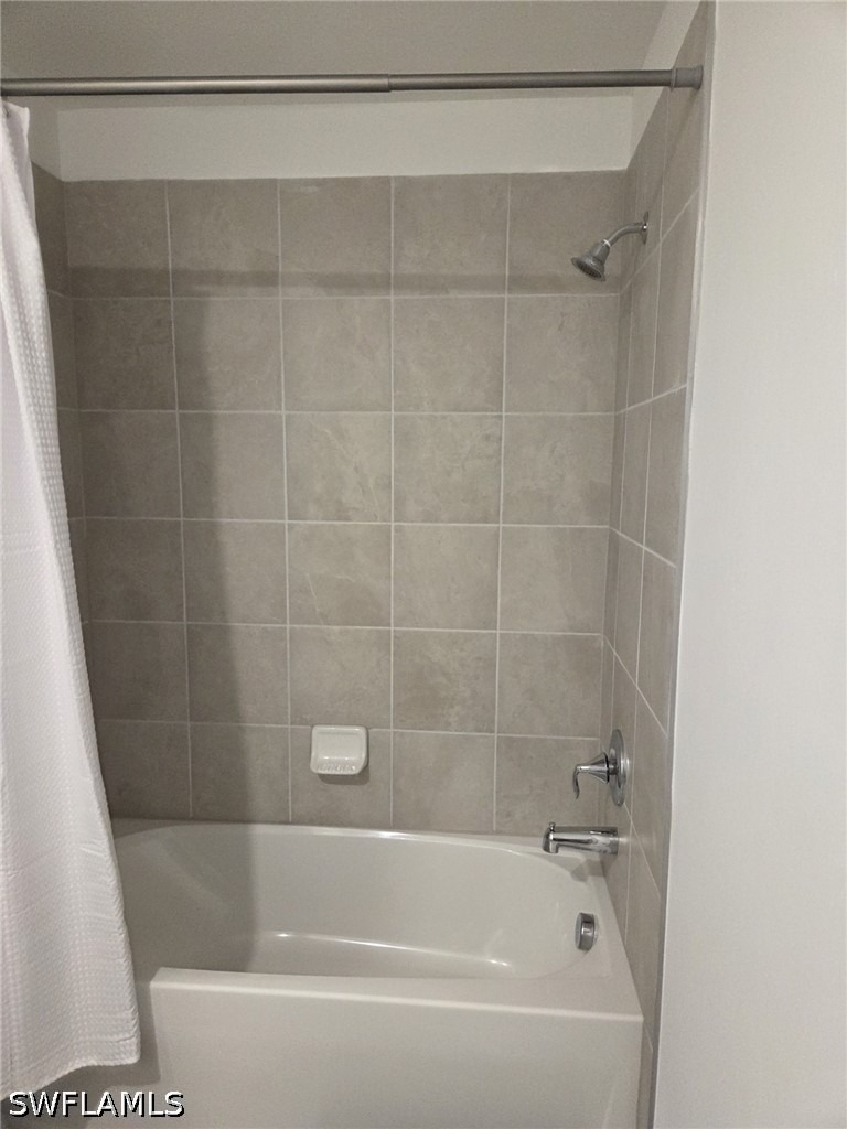 18421 Copperhead Court N - Photo 15