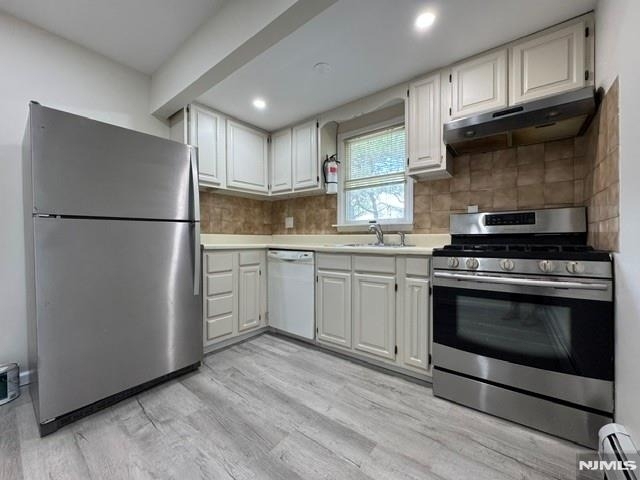 200 E Madison - Photo 12