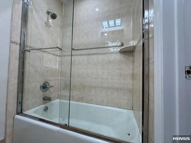 200 E Madison - Photo 10