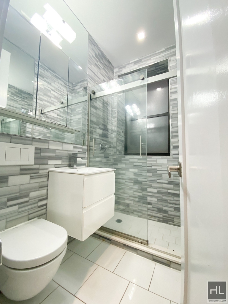 West 103 Street - Photo 3