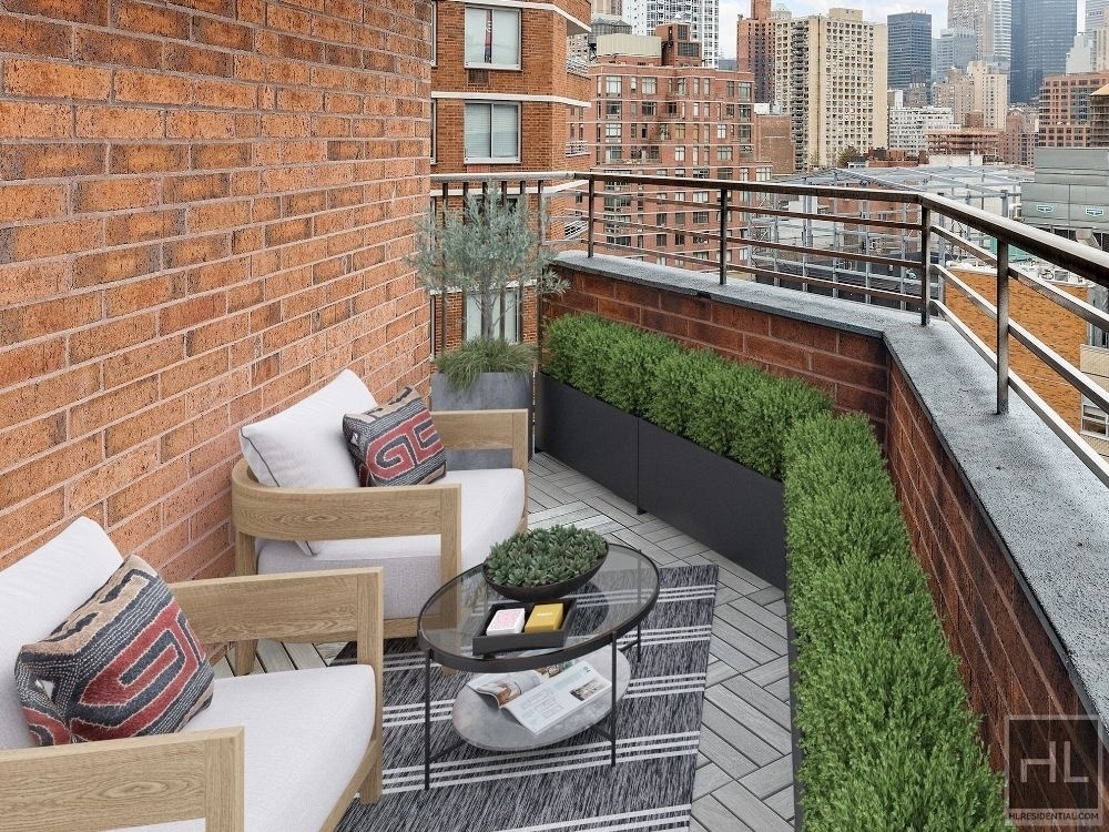 2nd Avenue - Photo 6